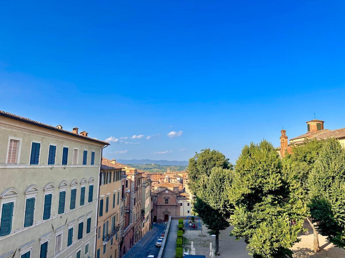 Sisters' Home - Appartamento Nel Centro Storico Con Terrazzo, Aria Condizionata E Vasca Da Bagno Siena Eksteriør bilde