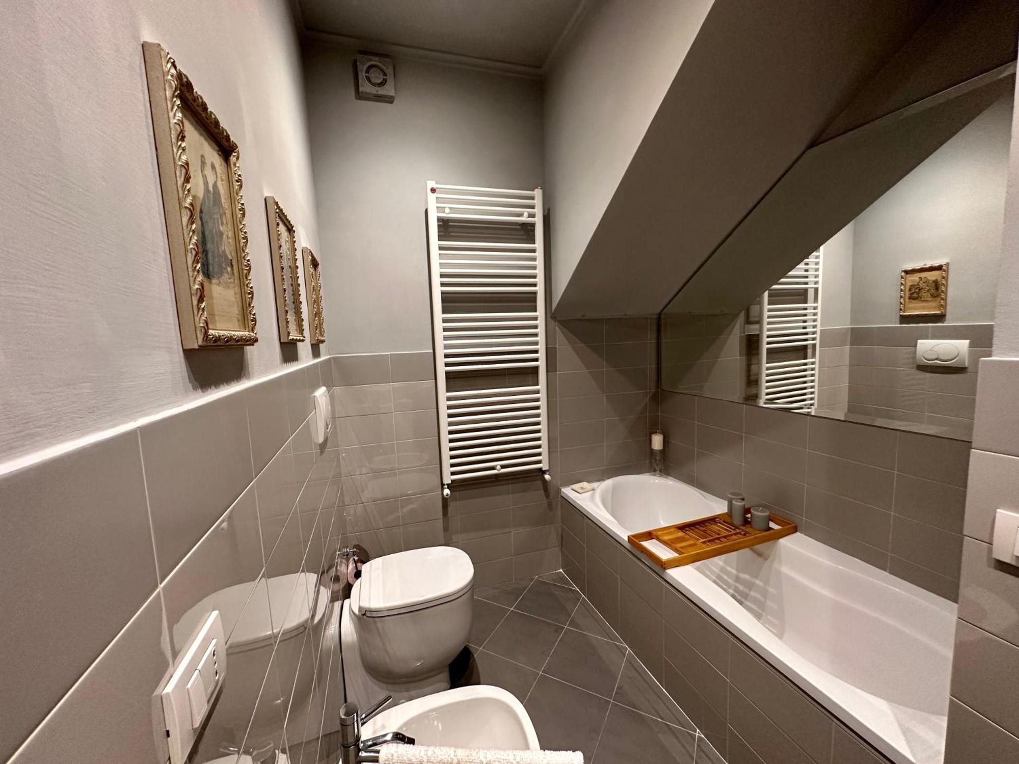 Sisters' Home - Appartamento Nel Centro Storico Con Terrazzo, Aria Condizionata E Vasca Da Bagno Siena Eksteriør bilde
